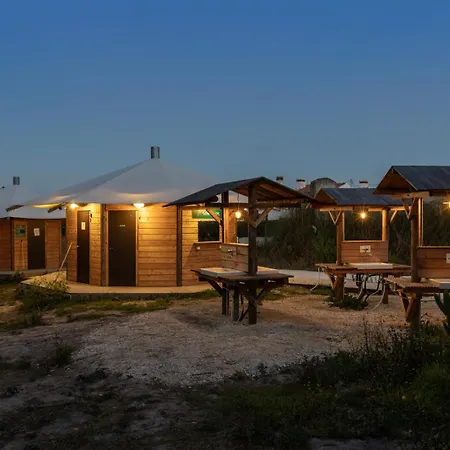 Huttopia Lagoa De óbidos * Casal do Narcizo